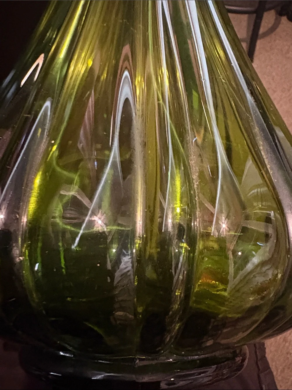 Vintage 1960’s MCM LE SMITH AVOCADO GREEN SWING GLASS